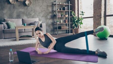 Evde Pilates ile Formda Kalma